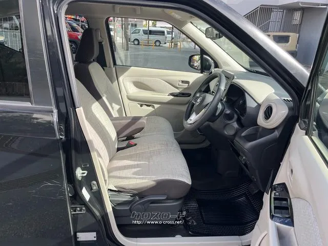 日産 デイズ