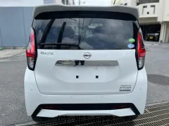 日産 デイズ