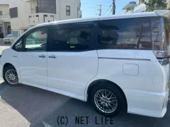 トヨタ ヴォクシー