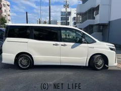 トヨタ ヴォクシー