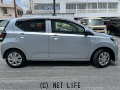 ダイハツ ミライース