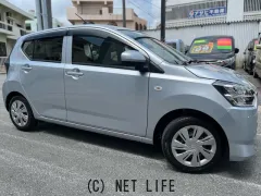 ダイハツ ミライース