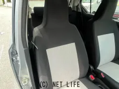 ダイハツ ミライース