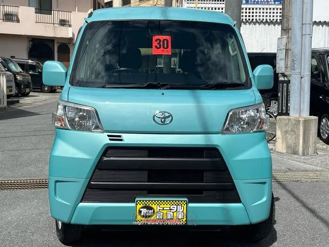 トヨタ ピクシスバン