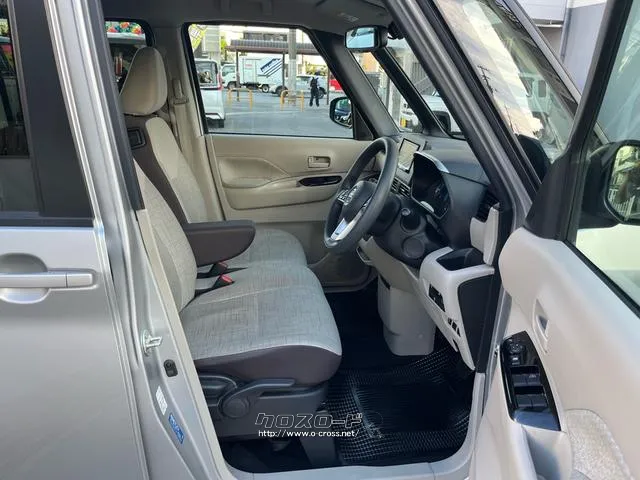 日産 ルークス