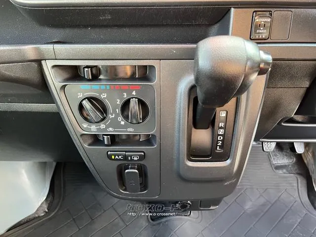 ダイハツ ハイゼットカーゴ