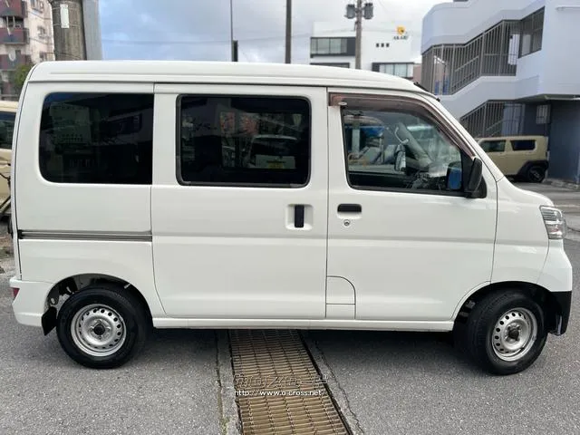 ダイハツ ハイゼットカーゴ