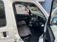 ダイハツ ハイゼットカーゴ