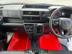 ダイハツ ハイゼットカーゴ