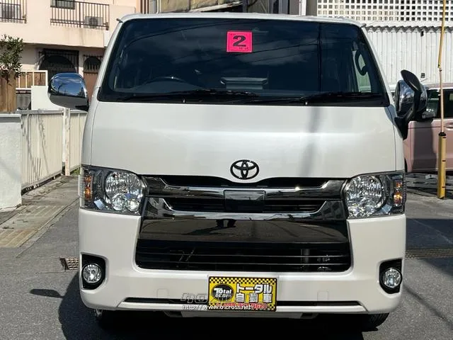 トヨタ ハイエースバン