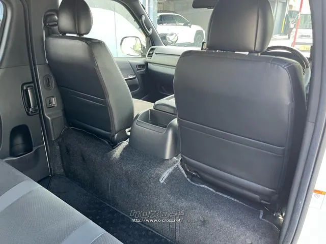 トヨタ ハイエースバン