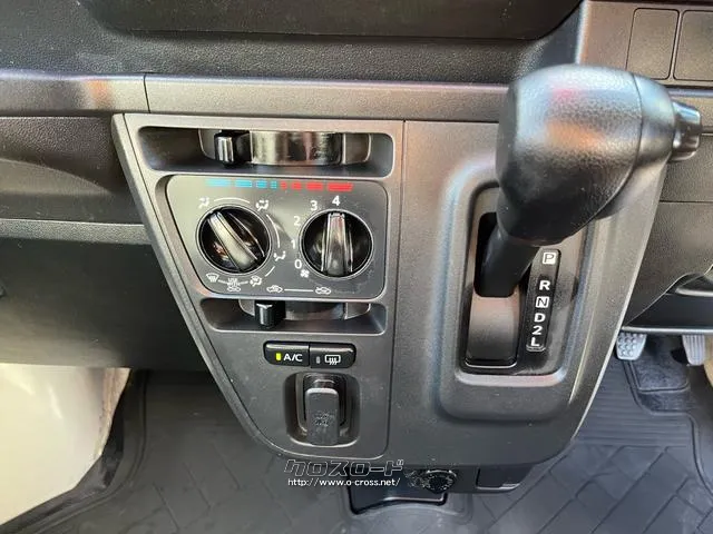 ダイハツ ハイゼットカーゴ