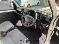 ダイハツ ハイゼットカーゴ