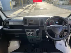 ダイハツ ハイゼットカーゴ