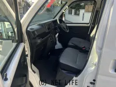 ダイハツ ハイゼットカーゴ