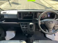 ダイハツ ハイゼットカーゴ