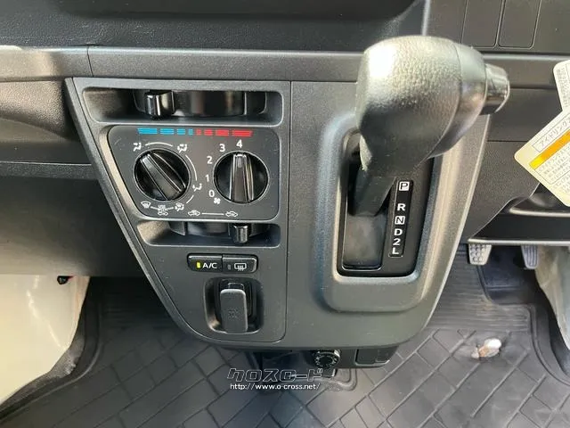 ダイハツ ハイゼットカーゴ