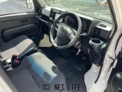 ダイハツ ハイゼットカーゴ