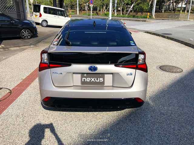 トヨタ プリウス