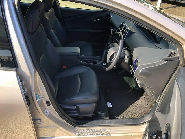 トヨタ プリウス