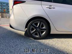 トヨタ プリウス