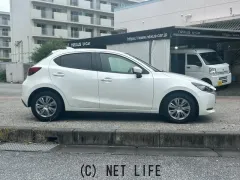 マツダ MAZDA2