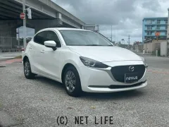 マツダ MAZDA2