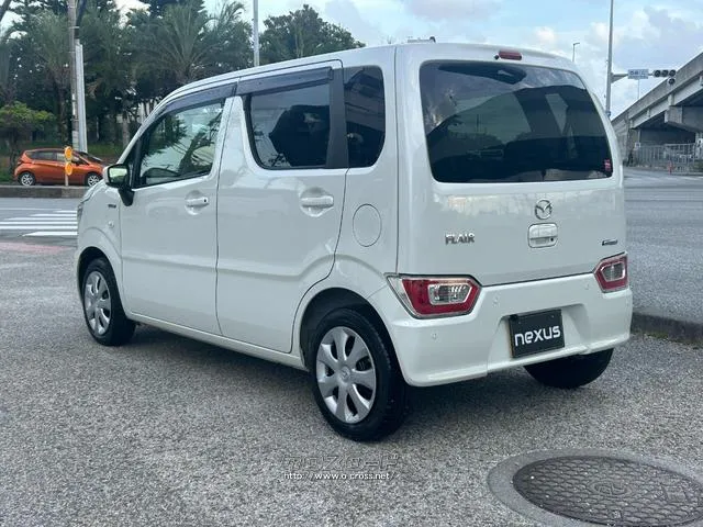 レンタアップ車徹底売り尽くしセール!ナビ・ETC・バックカメラ付で装備充実。愛車の買取査定、委託販売なども行ってます〜♪中古車買うなら西崎総合運動公園向かいのネクサスレンタカーへ。 マツダ フレア
