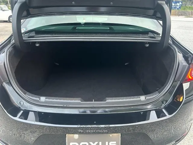 マツダ MAZDA3セダン