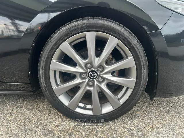 マツダ MAZDA3セダン