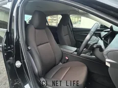 マツダ MAZDA3セダン