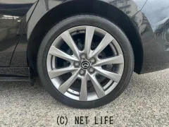 マツダ MAZDA3セダン