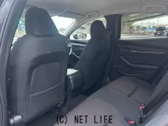 マツダ MAZDA3セダン