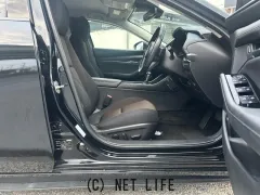 マツダ MAZDA3セダン