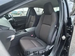 マツダ MAZDA3セダン
