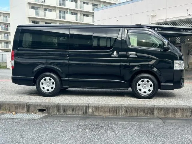 トヨタ ハイエースバン