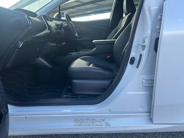 トヨタ プリウス