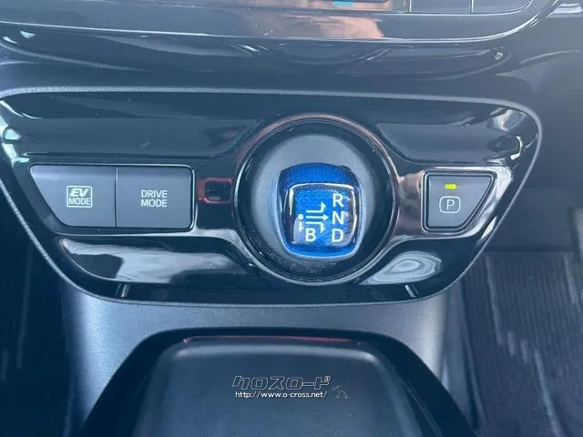 トヨタ プリウス