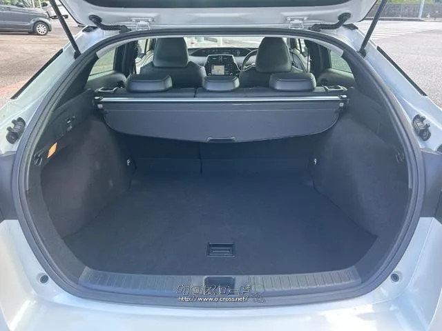 トヨタ プリウス