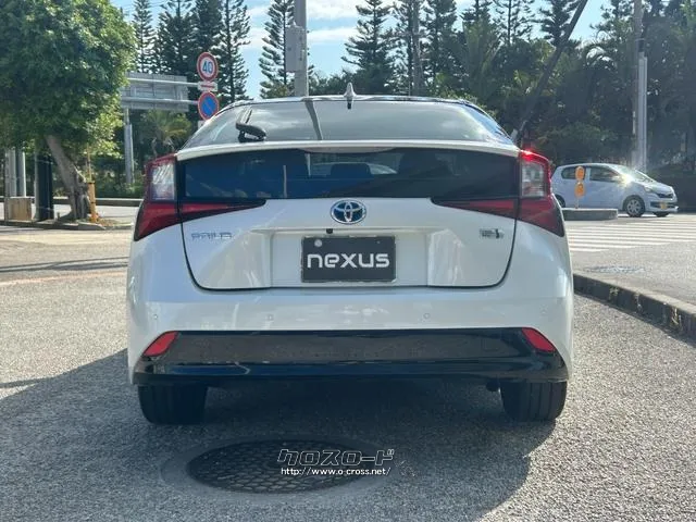 トヨタ プリウス