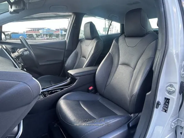 トヨタ プリウス