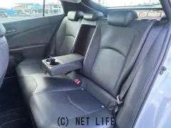 トヨタ プリウス