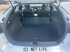 トヨタ プリウス