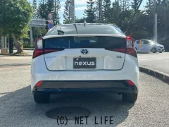 トヨタ プリウス