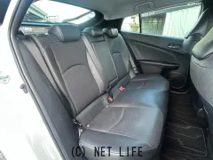 トヨタ プリウス