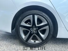 トヨタ プリウス