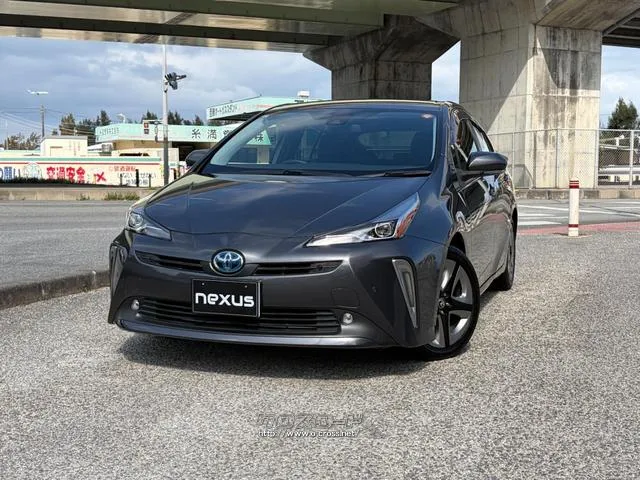 レンタアップ車徹底売り尽くしセール!ナビ・ETC・バックカメラ付で装備充実。愛車の買取査定、委託販売なども行ってます〜♪中古車買うなら西崎総合運動公園向かいのネクサスレンタカーへ。 トヨタ プリウス