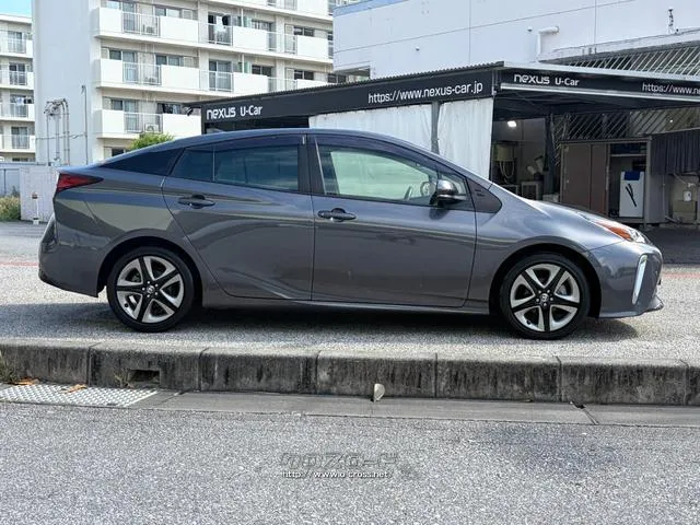 レンタアップ車徹底売り尽くしセール!ナビ・ETC・バックカメラ付で装備充実。愛車の買取査定、委託販売なども行ってます〜♪中古車買うなら西崎総合運動公園向かいのネクサスレンタカーへ。 トヨタ プリウス