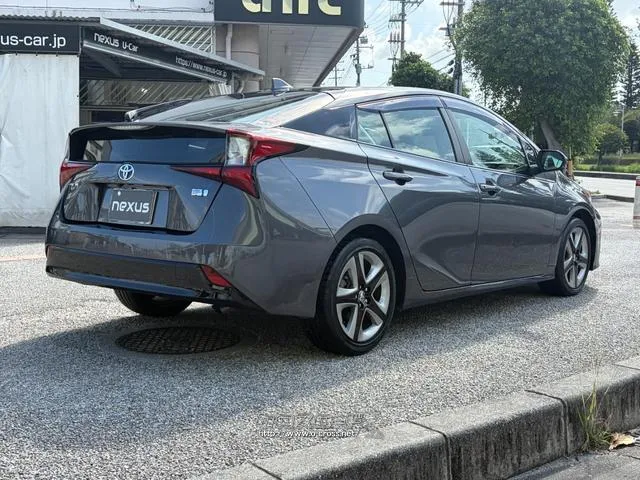 レンタアップ車徹底売り尽くしセール!ナビ・ETC・バックカメラ付で装備充実。愛車の買取査定、委託販売なども行ってます〜♪中古車買うなら西崎総合運動公園向かいのネクサスレンタカーへ。 トヨタ プリウス