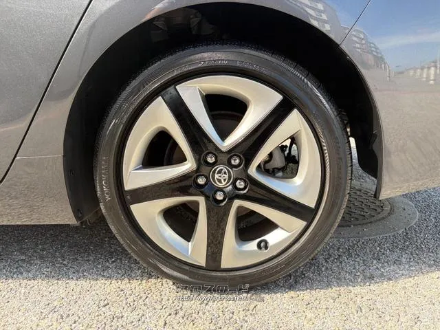 レンタアップ車徹底売り尽くしセール!ナビ・ETC・バックカメラ付で装備充実。愛車の買取査定、委託販売なども行ってます〜♪中古車買うなら西崎総合運動公園向かいのネクサスレンタカーへ。 トヨタ プリウス
